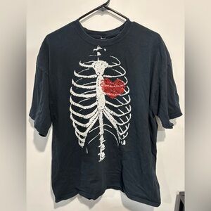 Vintage skeleton ribcage graphic tee